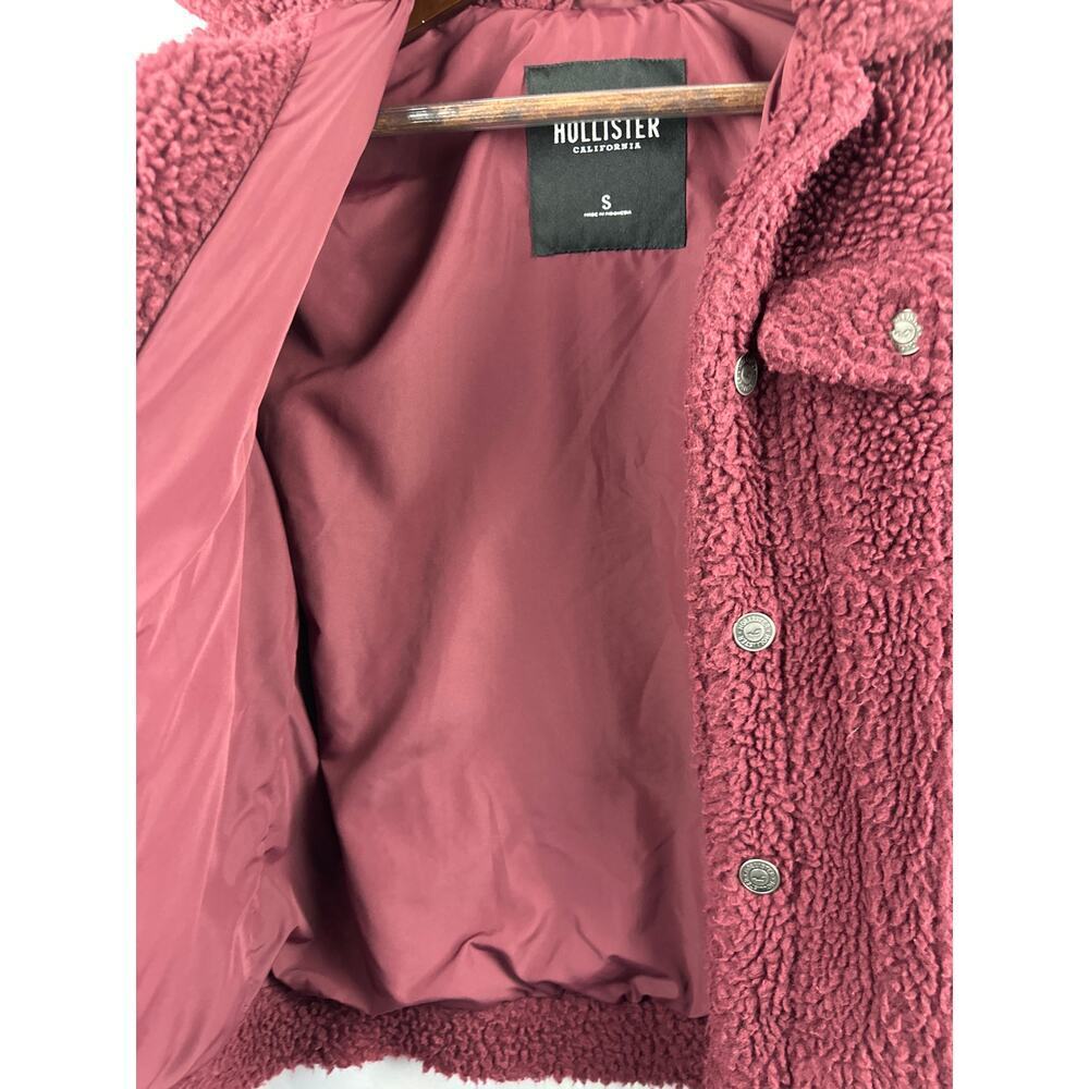 Women’s Hollister Teddy Sherpa Trucker Jacket, Burgundy, Size Small - Picture 6 of 6
